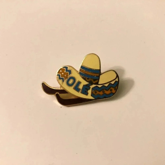 Vintage Pins Hard Rock Cafe Puerto Vallarta and Ole Sombrero Pin  Enamel - Picture 8 of 14